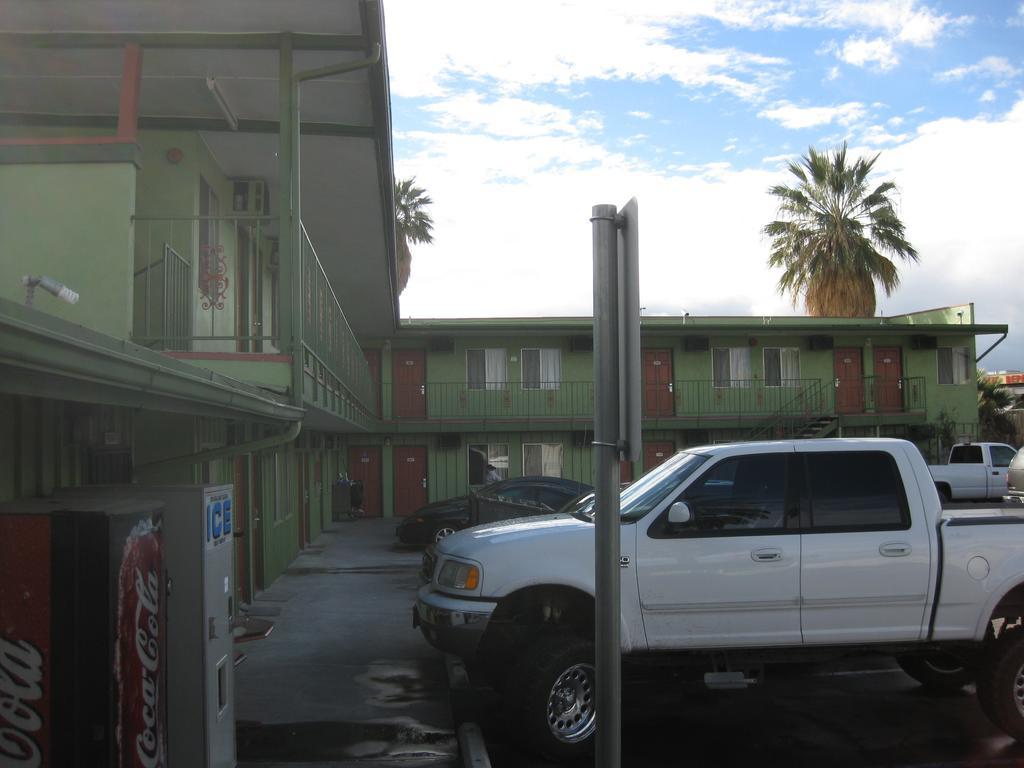 Sunshine Motel San Bernardino Esterno foto