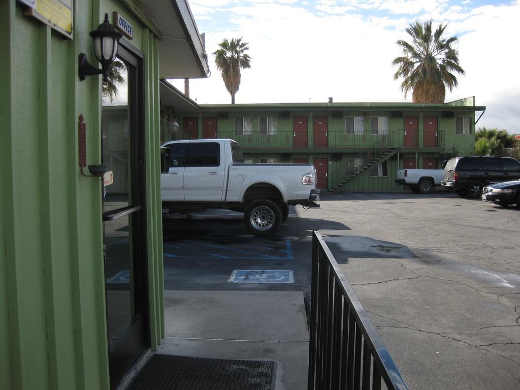 Sunshine Motel San Bernardino Esterno foto